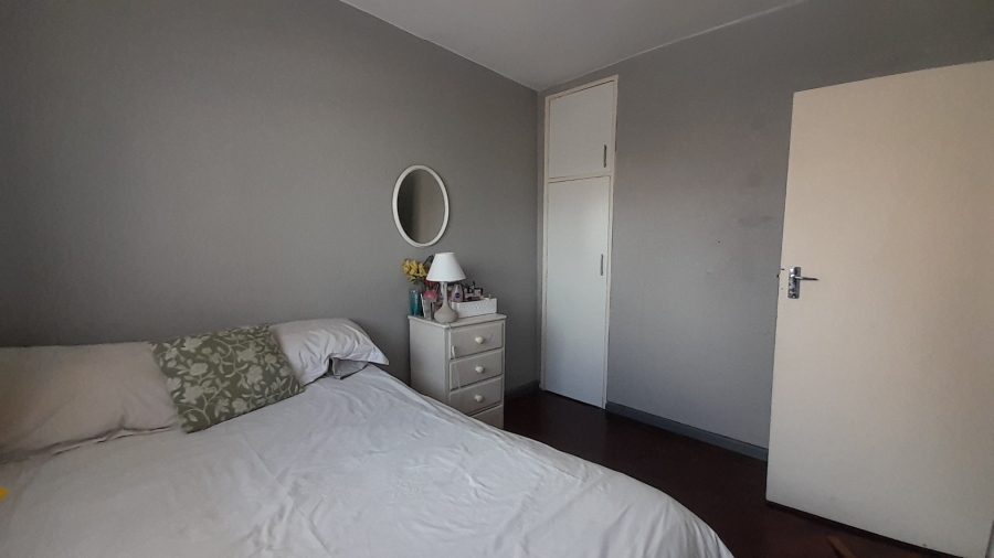 2 Bedroom Property for Sale in Wynberg Western Cape